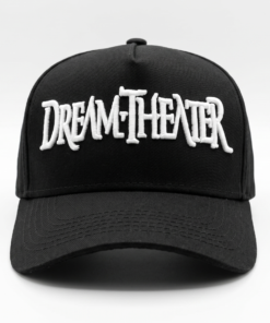 Gorra Dream Theater edición premium negra visera curva con panel liso y poderoso bordado 3D blanco