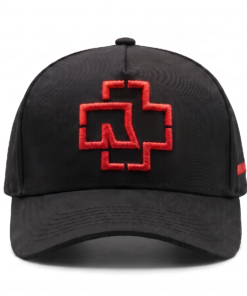 Gorra Rammstein edición premium negra visera curva con panel liso y poderoso bordado 3D en rojo estándar