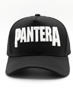 Gorra Pantera oficial negra visera curva con panel liso y poderoso bordado 3D en blanco